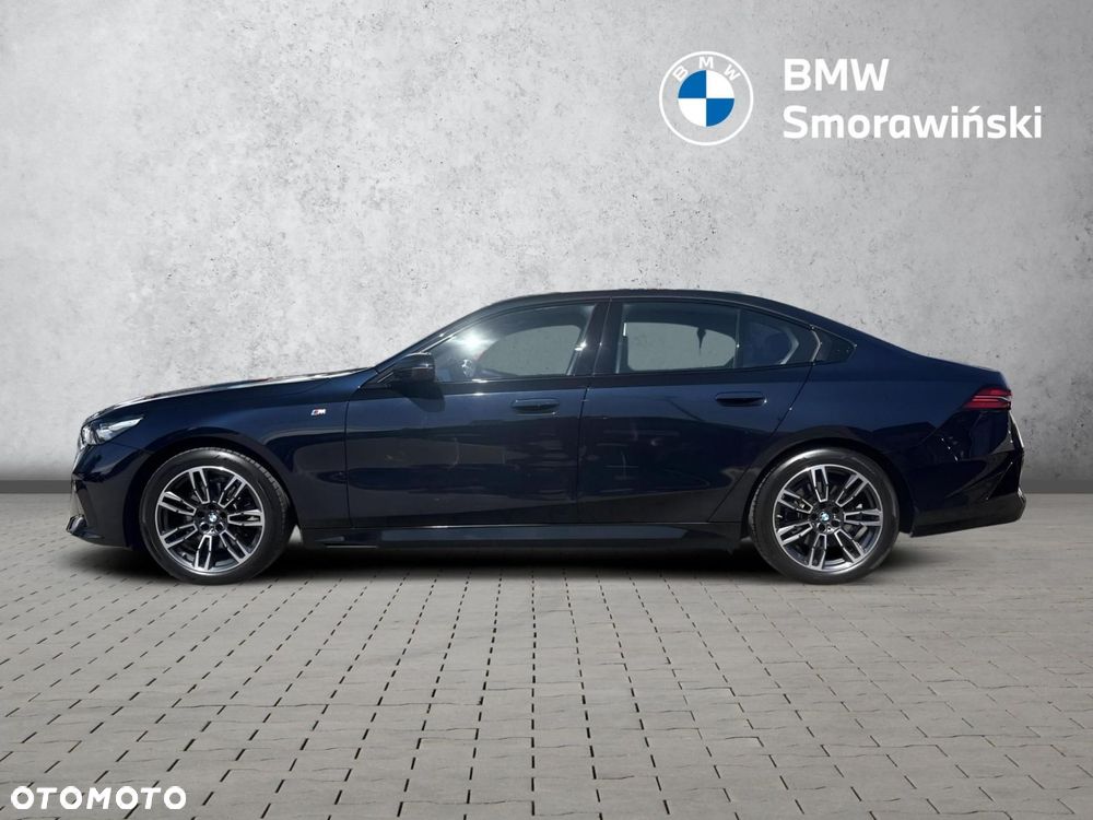 BMW 520I 2025 photo 2