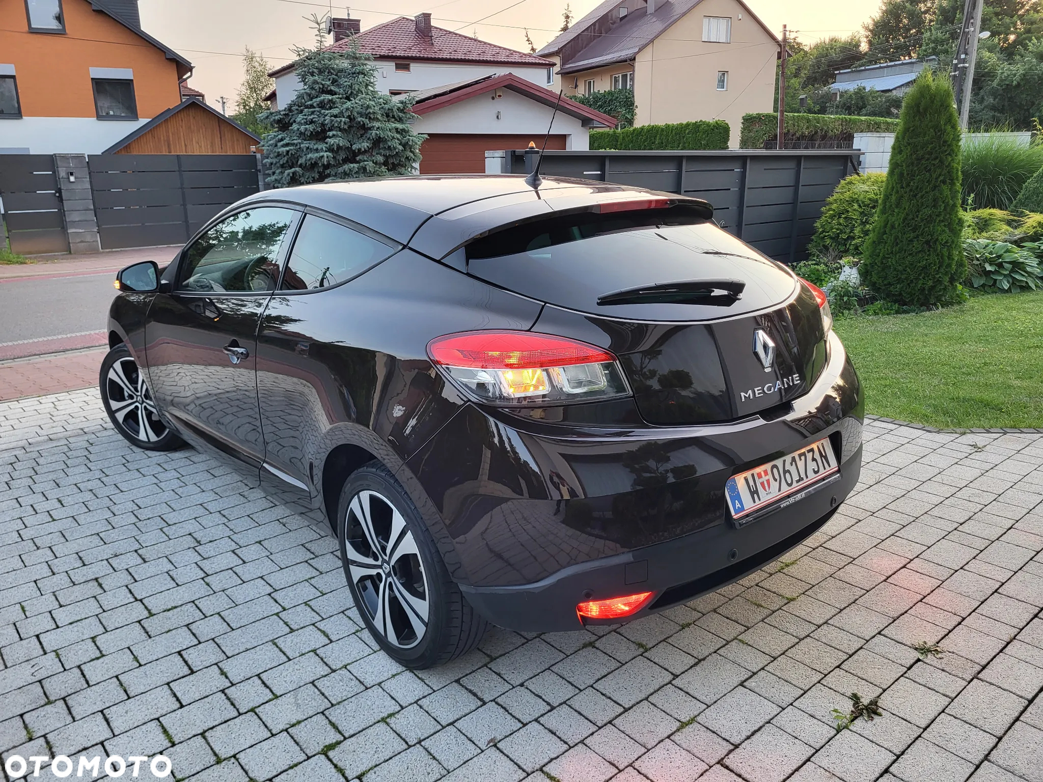 Renault Megane Grandtour ENERGY TCe 115 Start & Stop Bose Edition - 31