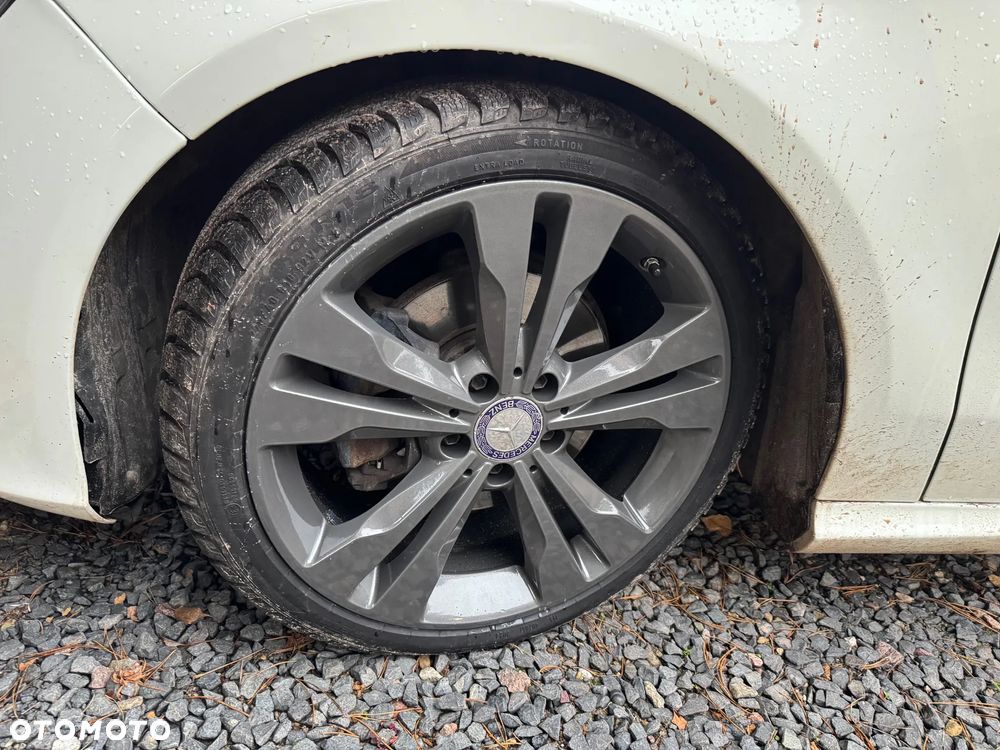 Mercedes-Benz CLA 200 7G-DCT - 39