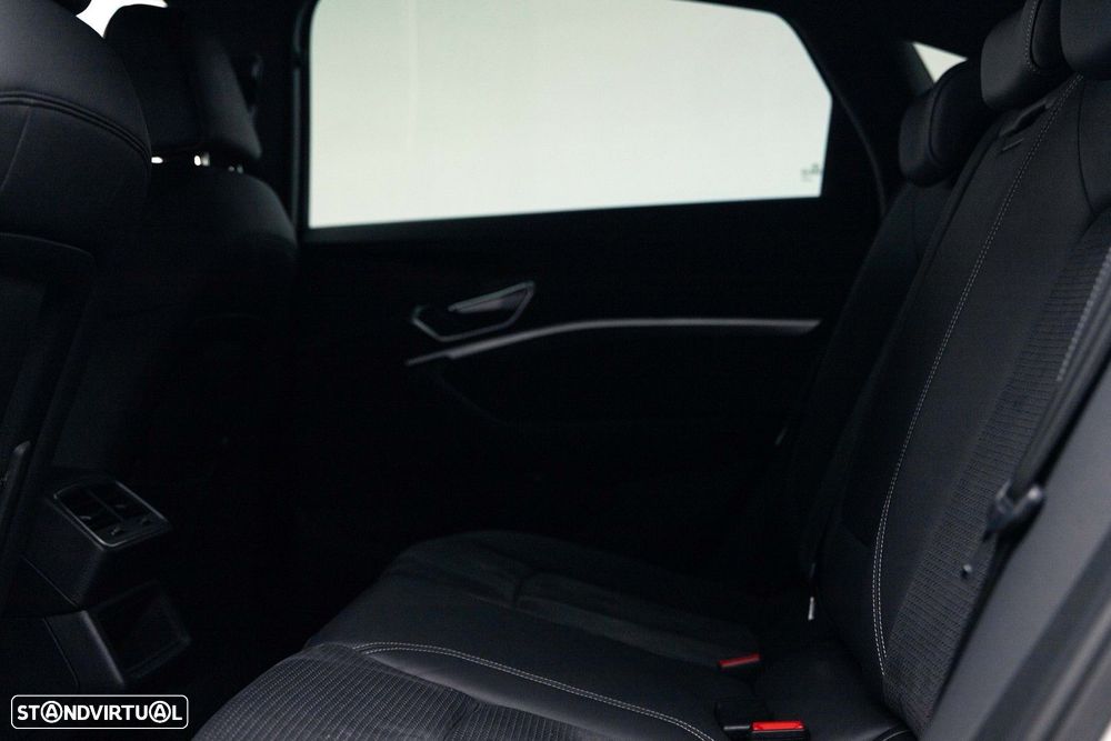 Audi e-tron Sportback 55 quattro S line - 47