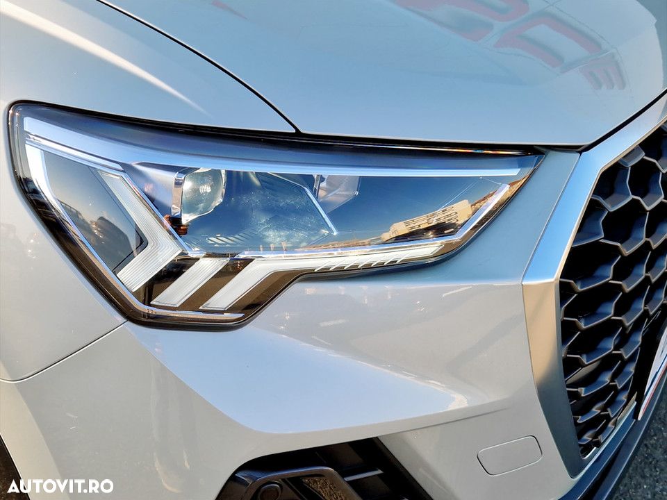 Audi Q3 35 TFSI S tronic - 9