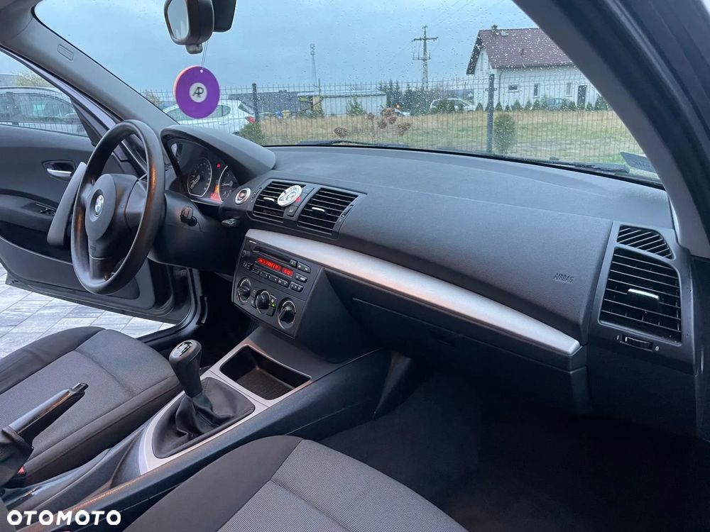 BMW Seria 1 - 11