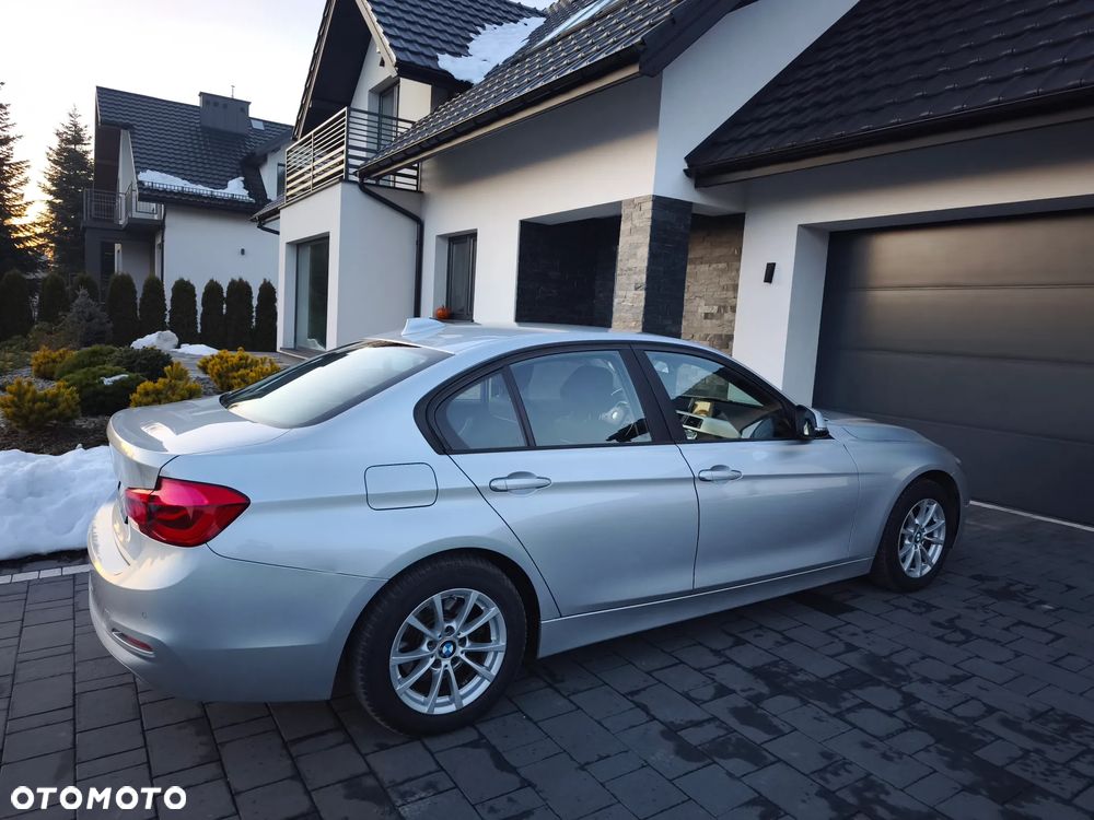 BMW Seria 3 318i Advantage - 12