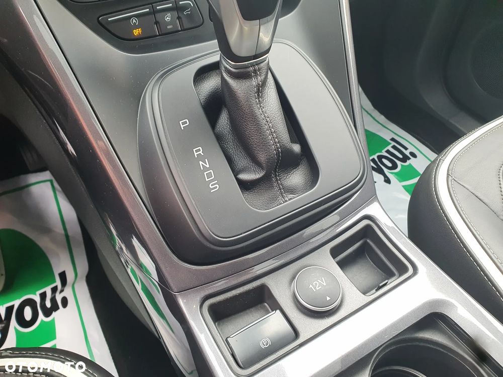 Ford Kuga 2.0 TDCi 4x4 Vignale - 17