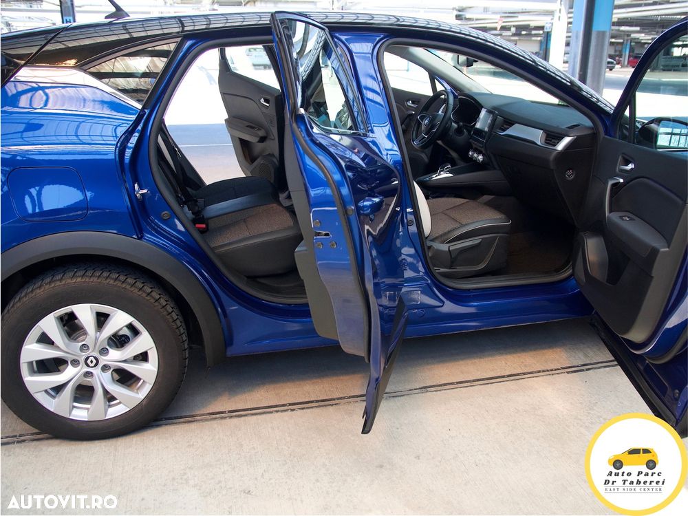 Renault Captur PHEV 160 Techno - 24