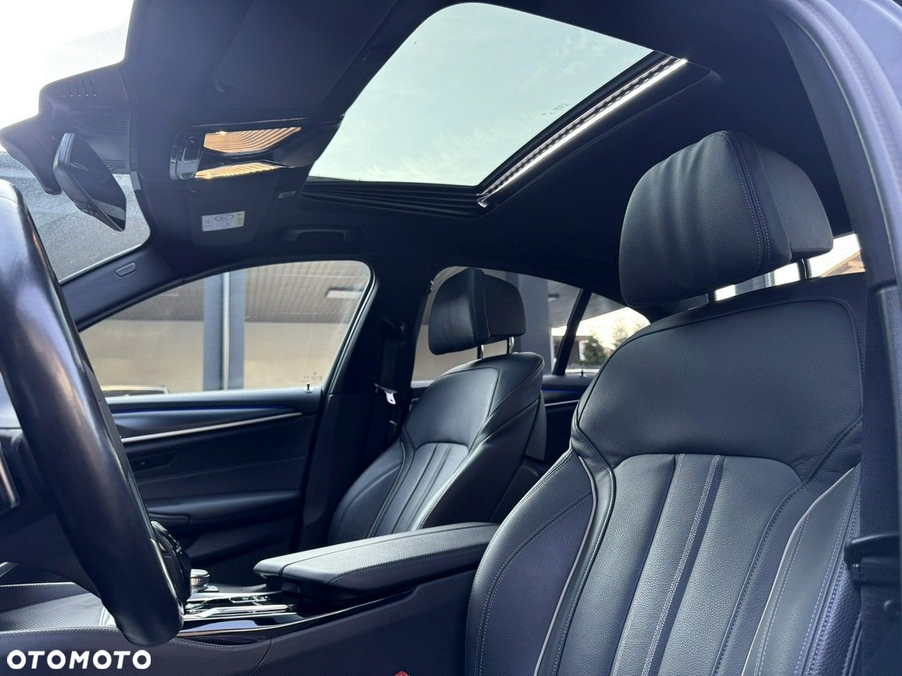 BMW Seria 5 530d xDrive M Sport Edition - 14