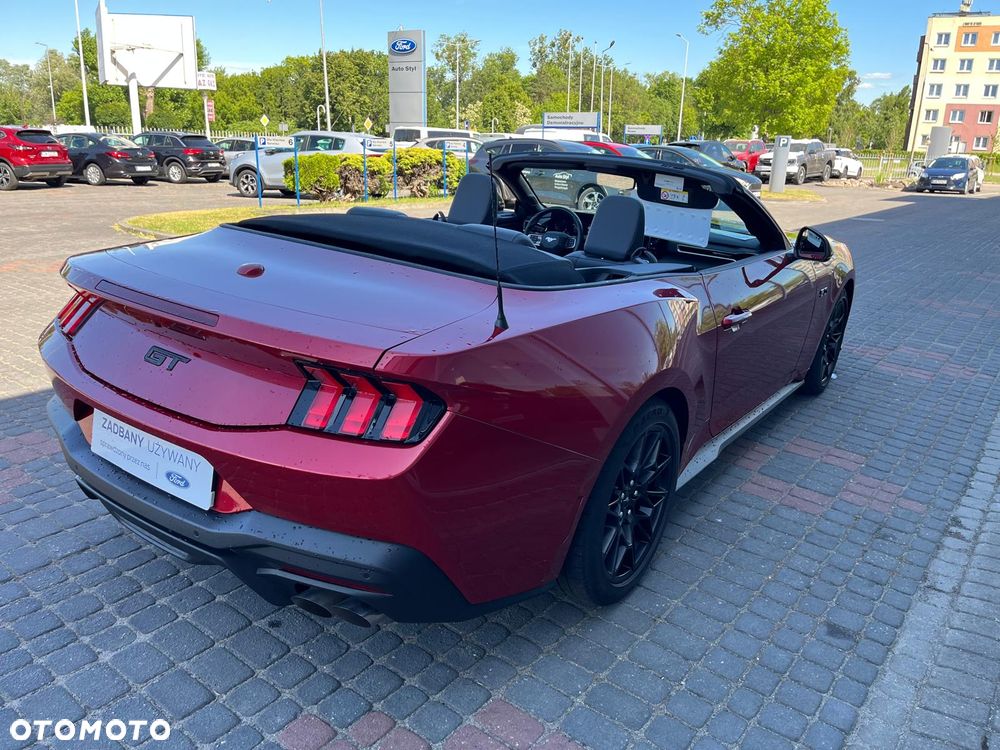 Ford Mustang - 9