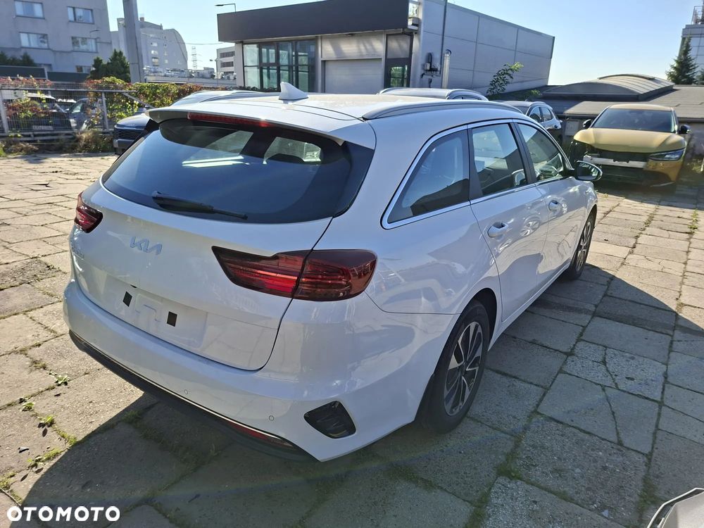 Kia Ceed 1.5 T-GDI M - 7