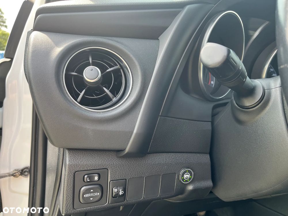 Toyota Auris 1.6 Active - 29