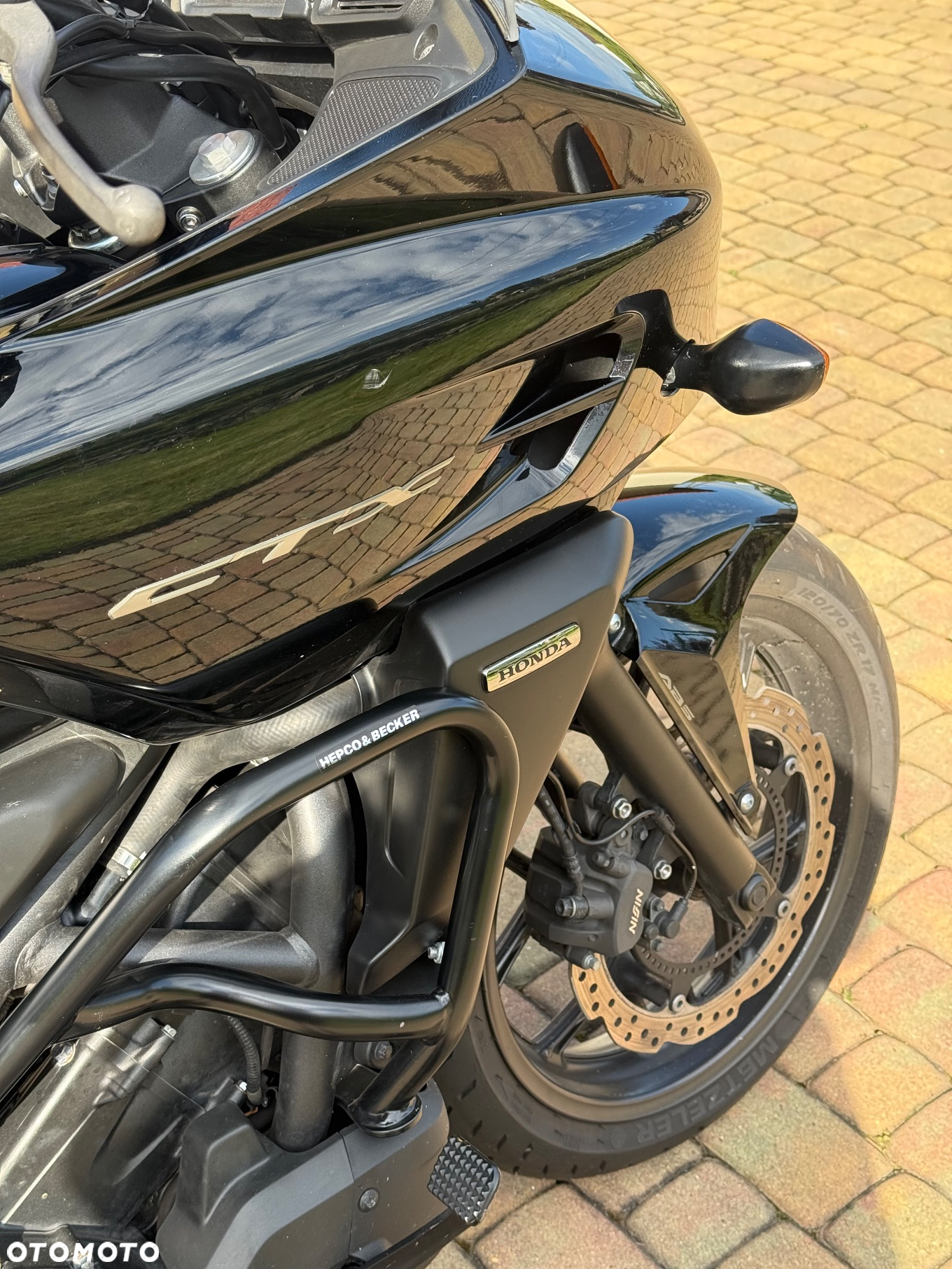 Honda CTX - 11