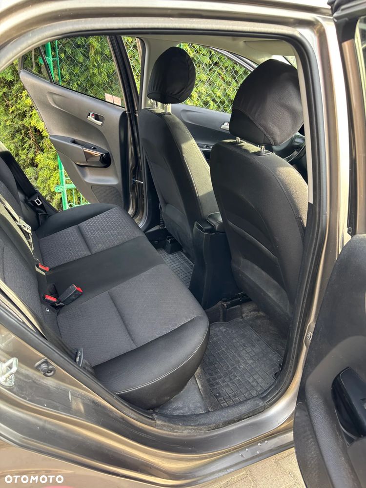 Kia Picanto 1.2 L - 7