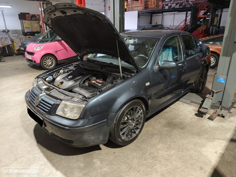 VW Bora 1.9 TDi Highline - 3