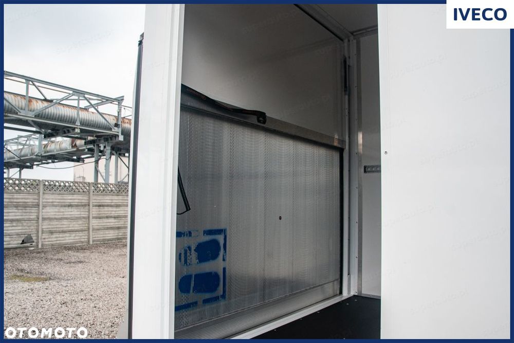 Iveco Daily 35S18 Kontener 8EP + Winda 3.0 180KM - 14
