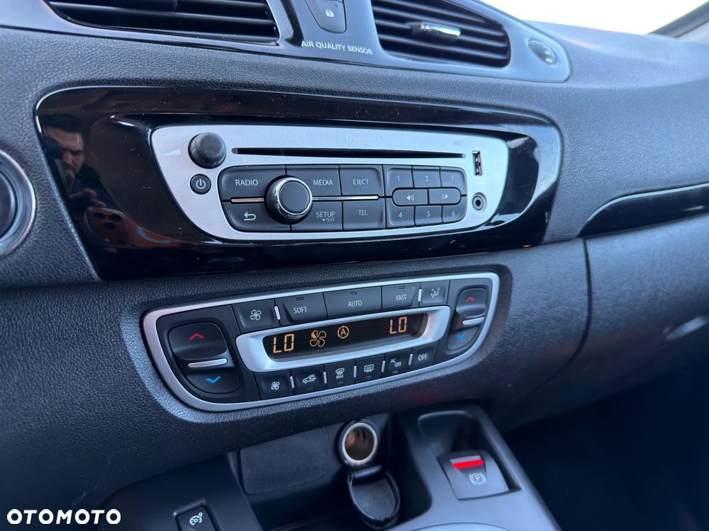 Renault Grand Scenic Gr 1.6 dCi Energy Bose - 19