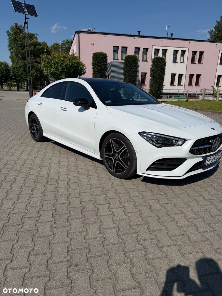 Mercedes-Benz CLA 200 4-Matic AMG Line 8G-DCT - 3