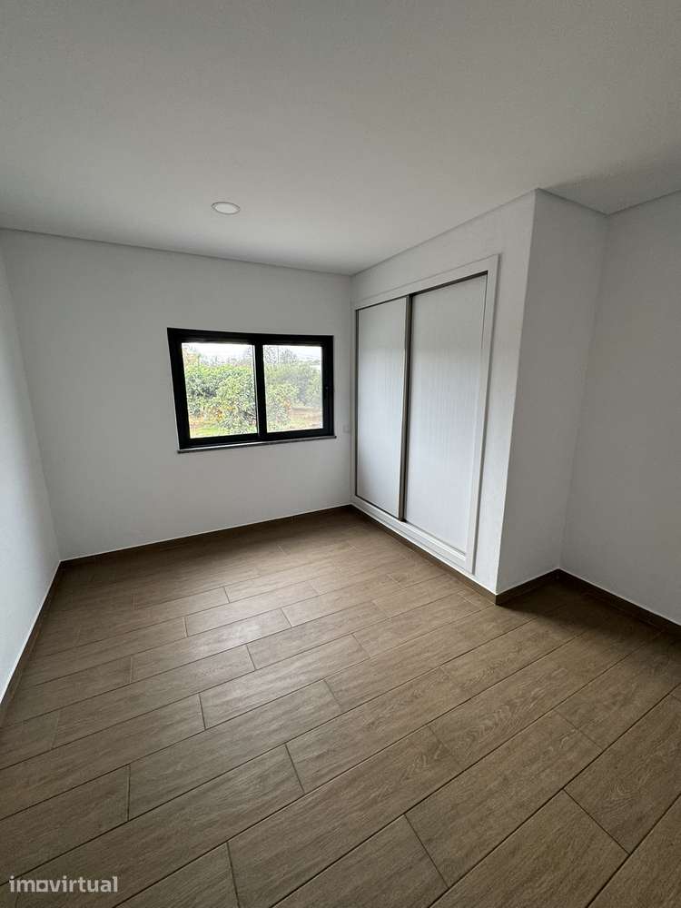 T3 Novo com terraço e acessibilidade - Grande imagem: 2/5
