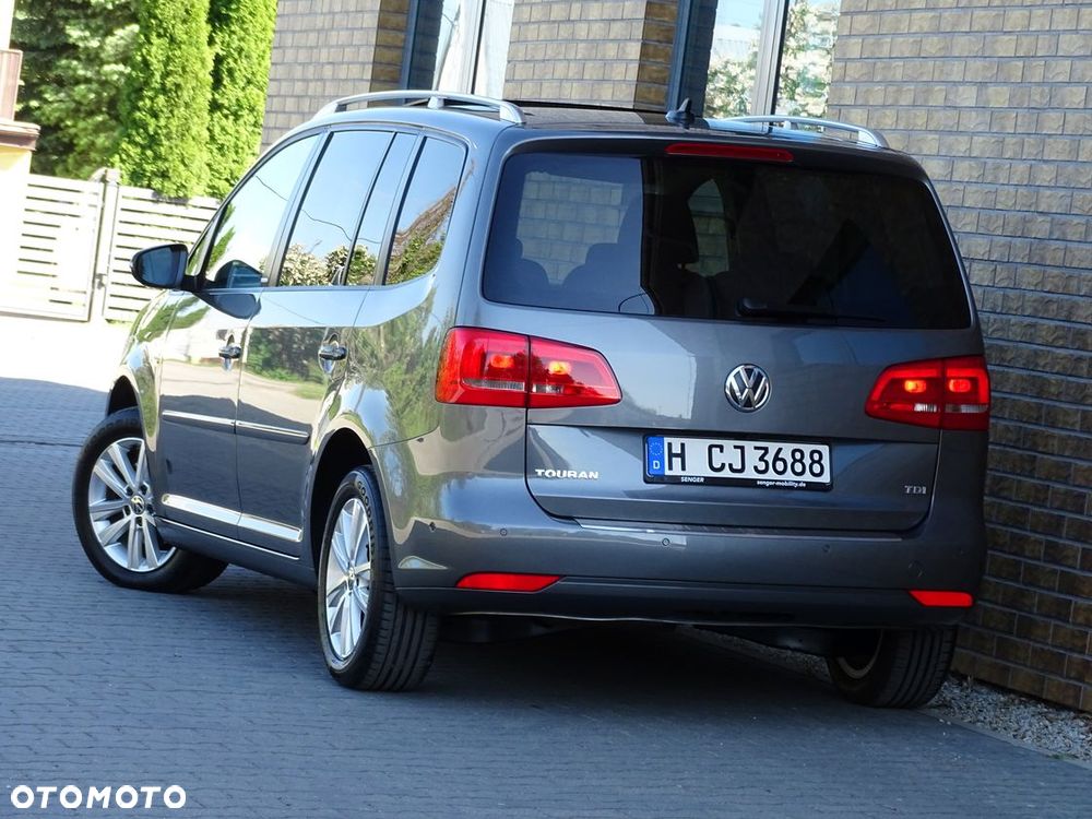Volkswagen Touran 1.6 TDI DPF BlueMotion Technology DSG STYLE - 18