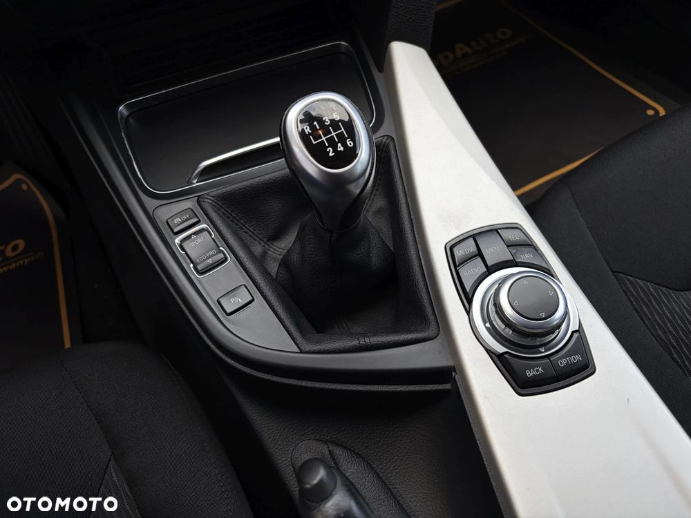 BMW Seria 3 320d Advantage - 30
