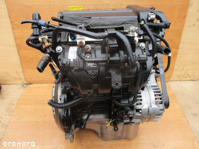 OPEL CORSA C 1.0 1.2 OBUDOWA OSŁONA ROZRZĄDU Z10XE - 10