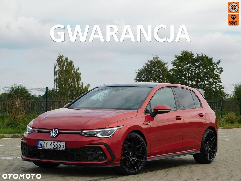 Volkswagen Golf - 1