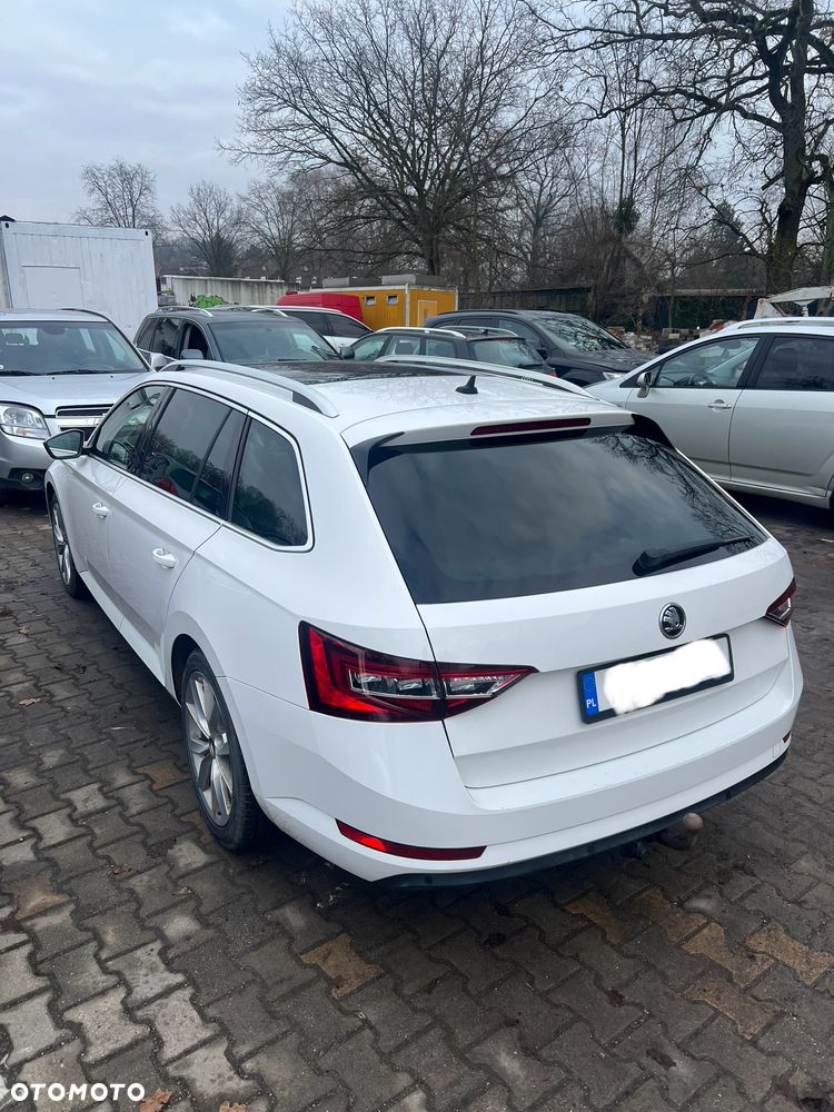 Skoda Superb 2.0 TDI Ambition - 3
