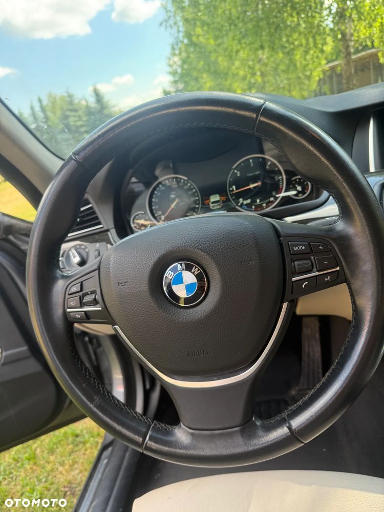 BMW Seria 5 520d Luxury Line - 16