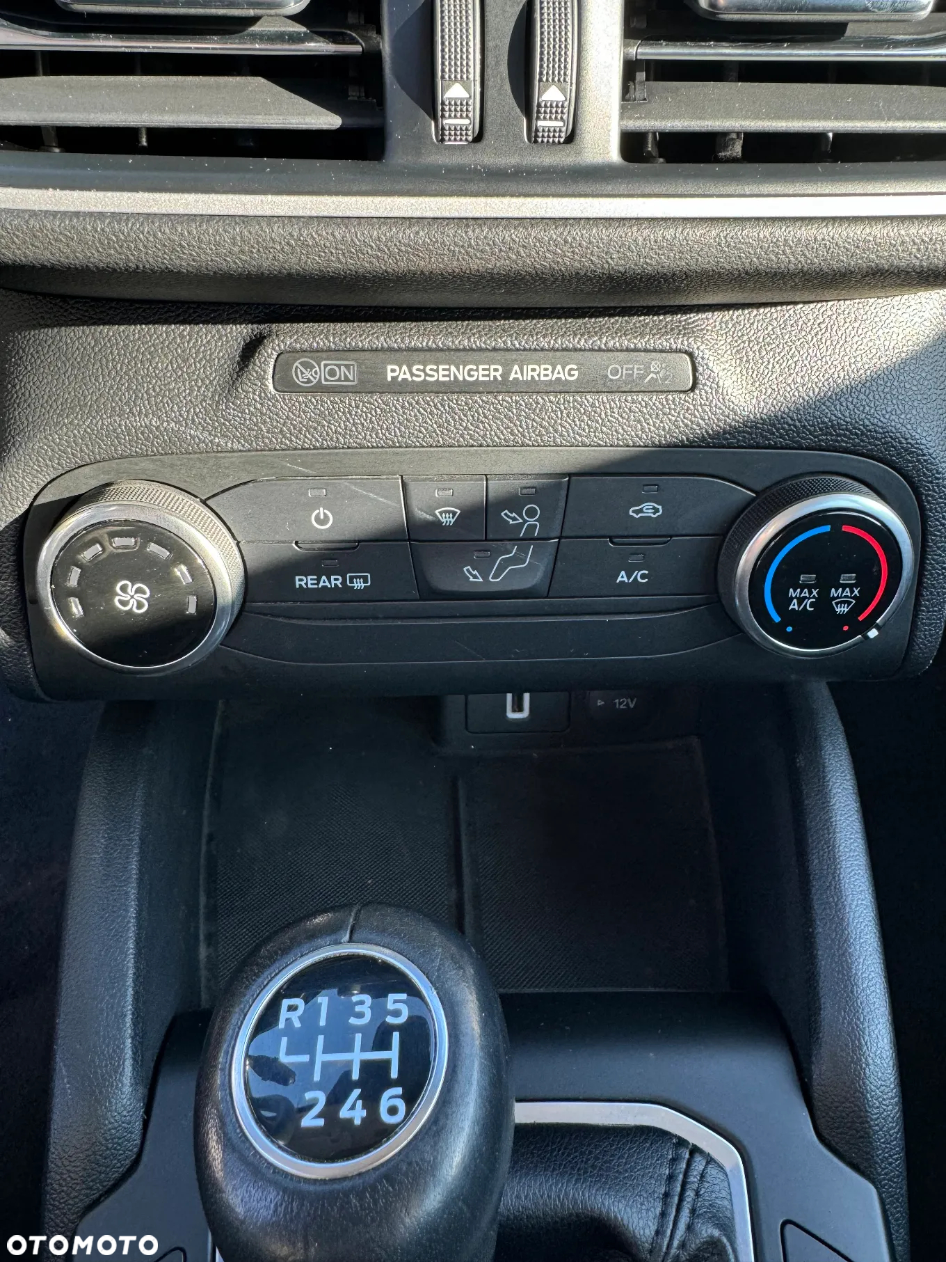 Ford Focus Turnier 1.5 EcoBlue Start-Stopp-System COOL&CONNECT - 16