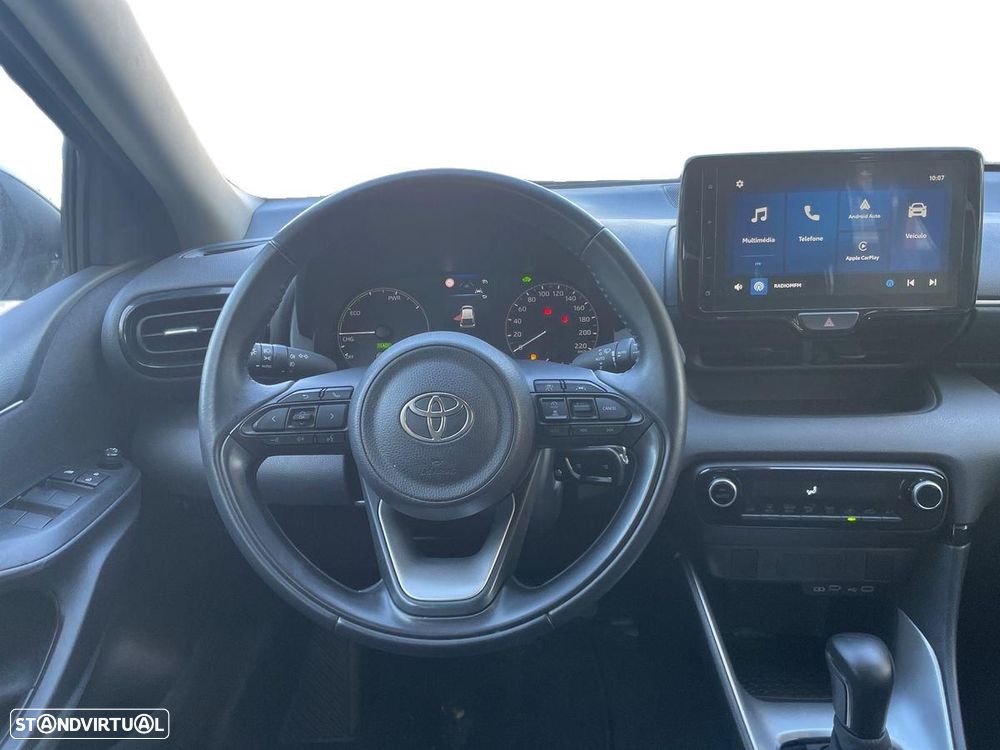 Toyota Yaris - 10