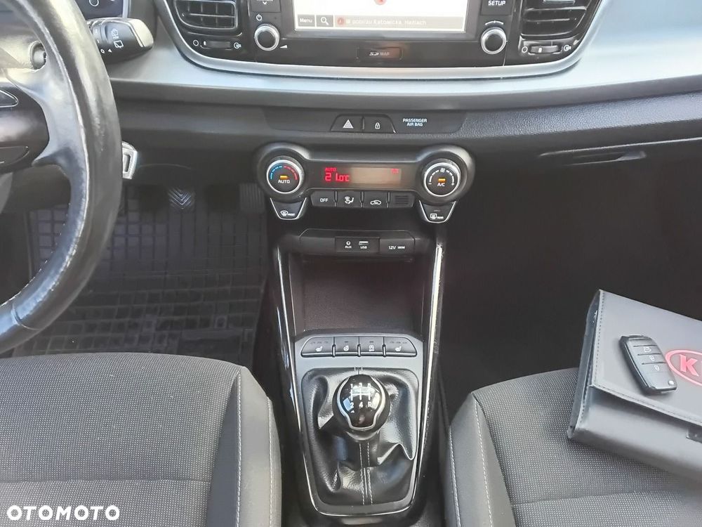 Kia Rio - 17