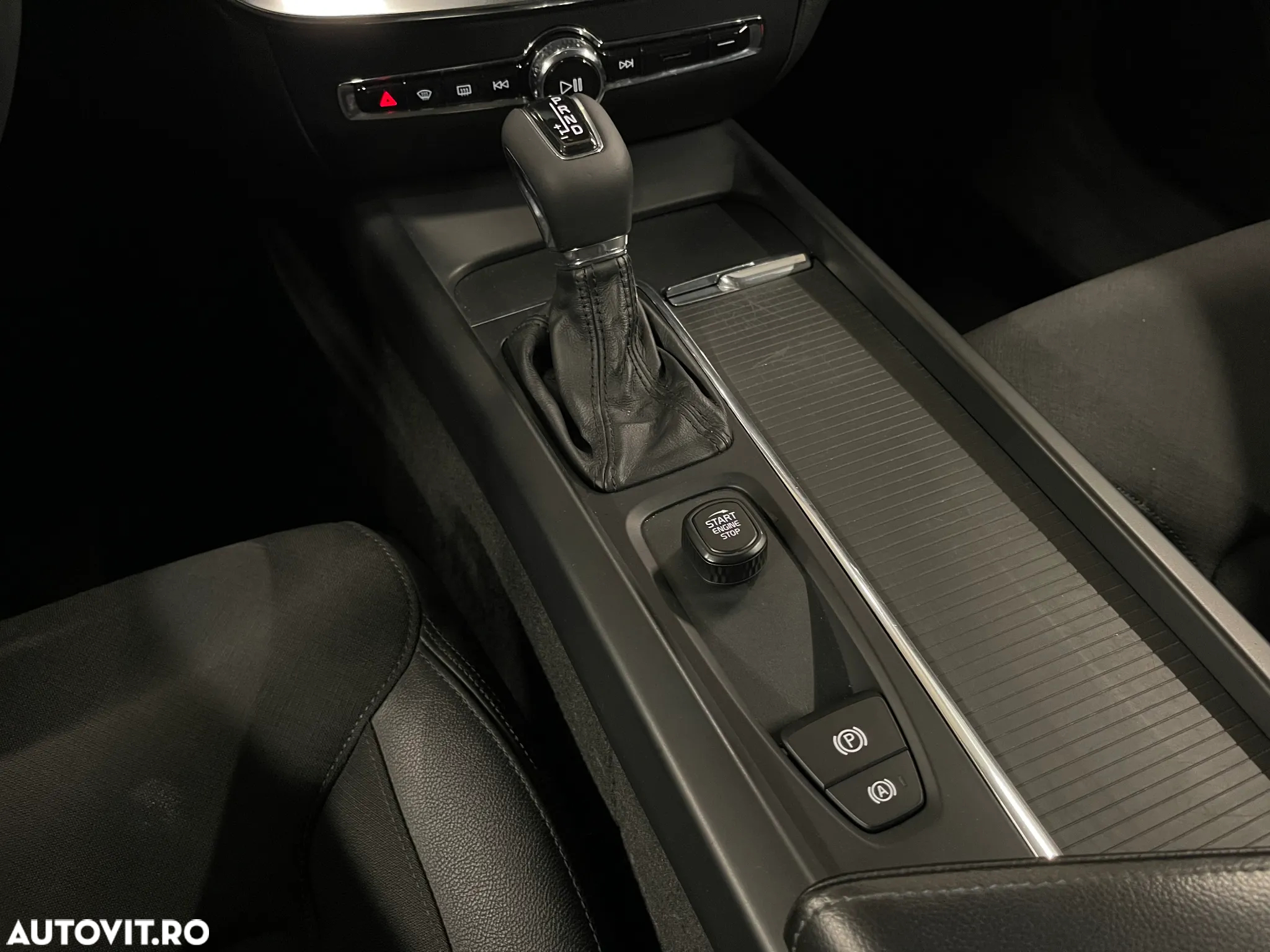 Volvo V60 D3 Geartronic Momentum - 22