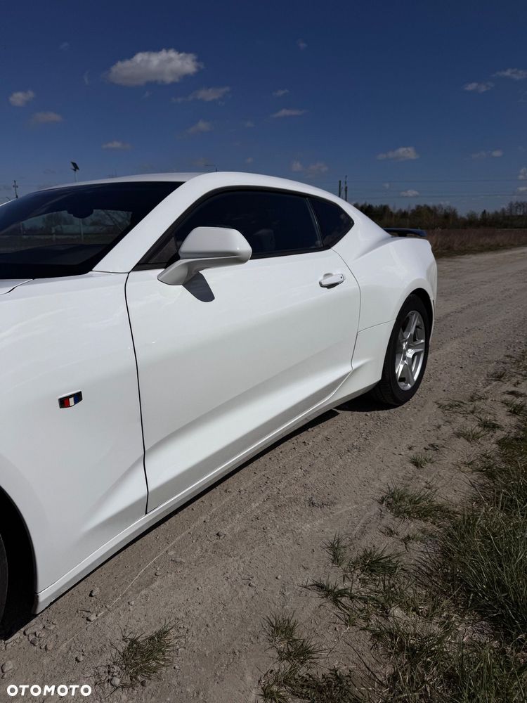 Chevrolet Camaro 2.0 - 17