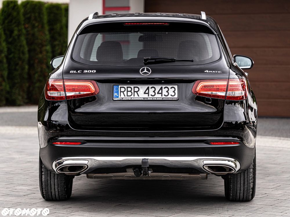 Mercedes-Benz GLC - 17
