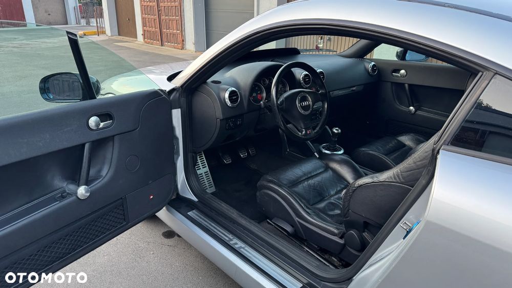 Audi TT Coupé 1.8T - 9