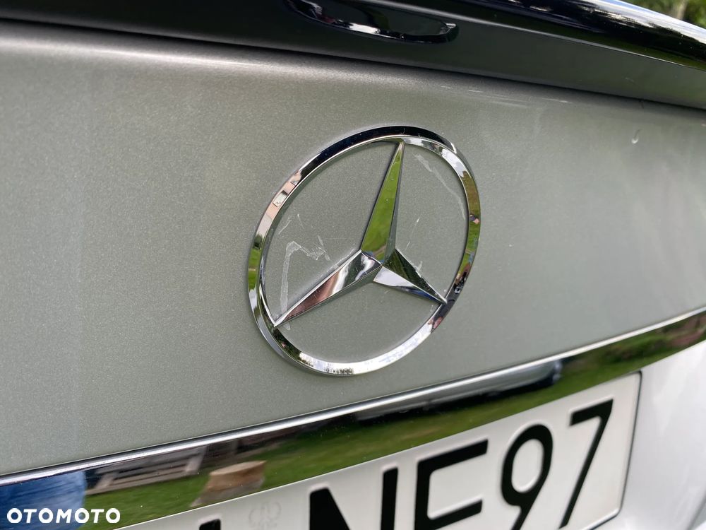 Mercedes-Benz Klasa C 300 Avantgarde 4-Matic - 14