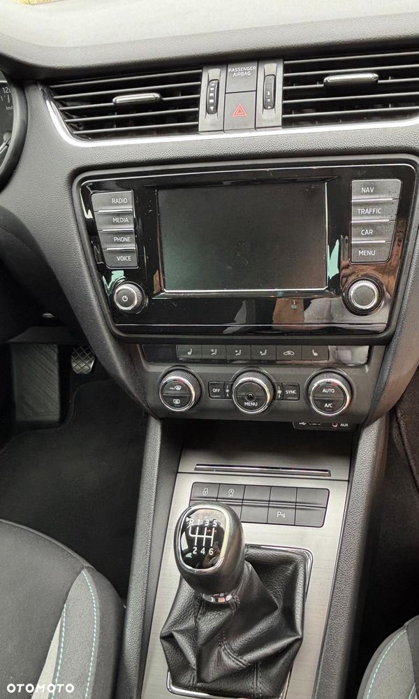 Skoda Octavia 1.4 TSI Joy - 14