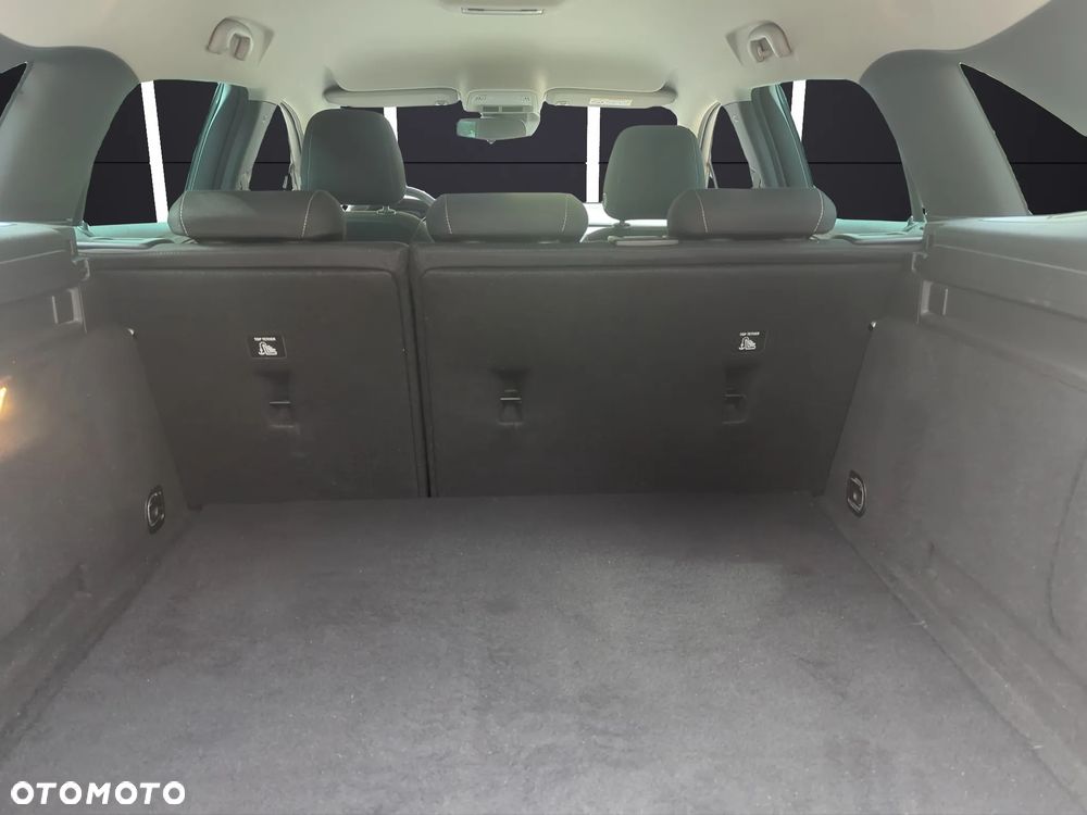 Opel Astra 1.2 T Business Edition S&S - 17