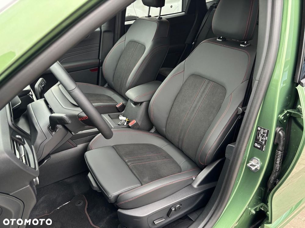 Ford Kuga - 16