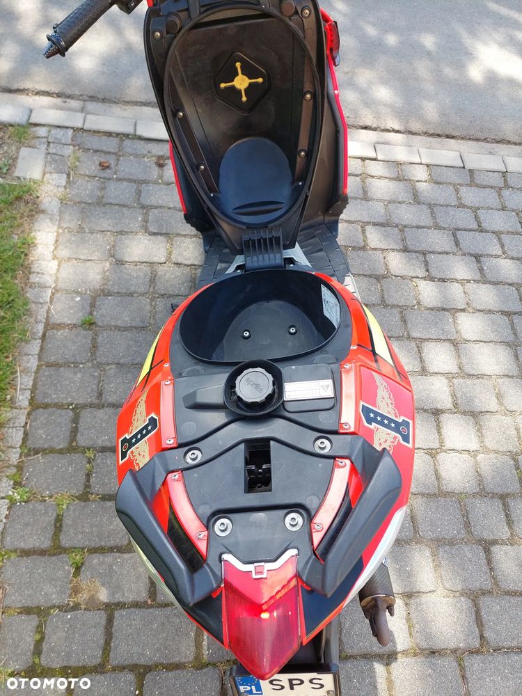 Aprilia SR - 9