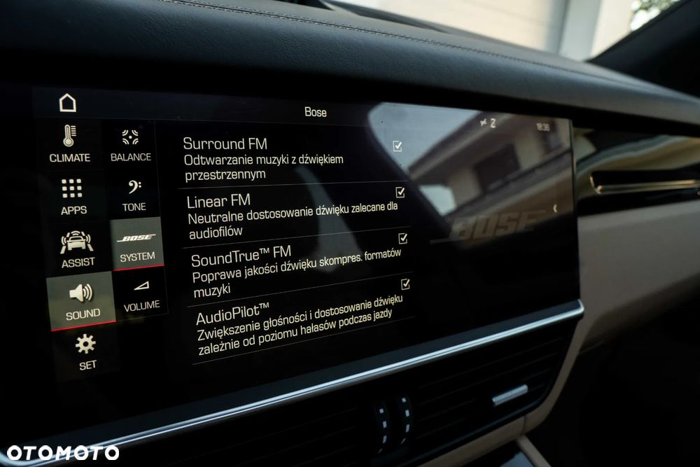 Porsche Cayenne S - 39