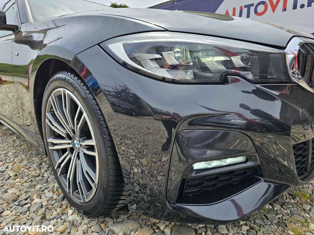 BMW Seria 3 320d Aut. Edition M Sport Shadow - 40
