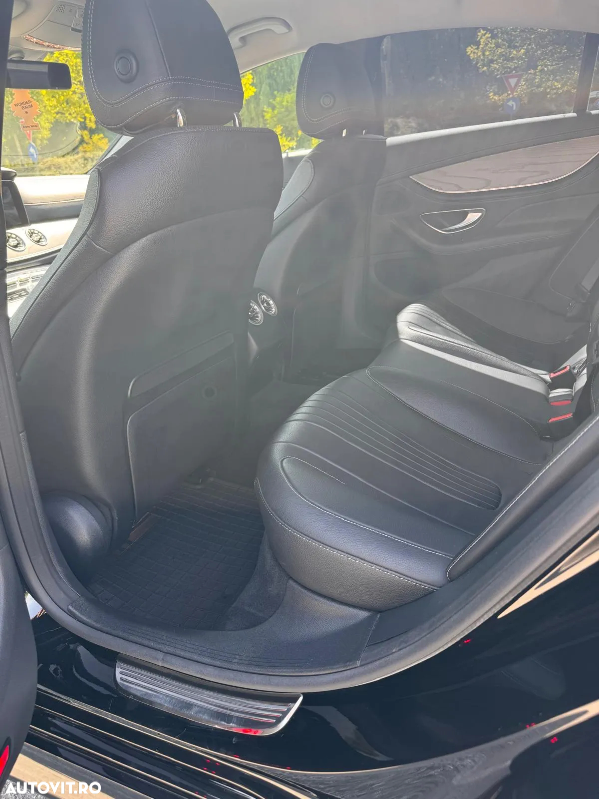 Mercedes-Benz CLS 350 d 4MATIC Aut - 13