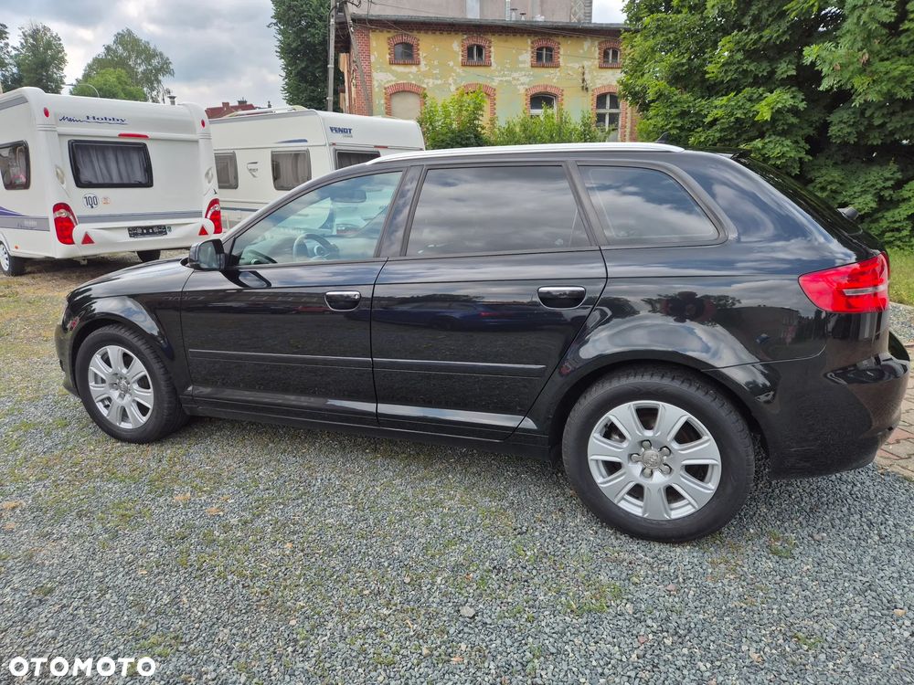 Audi A3 Sportback 2.0 TDI Attraction - 11