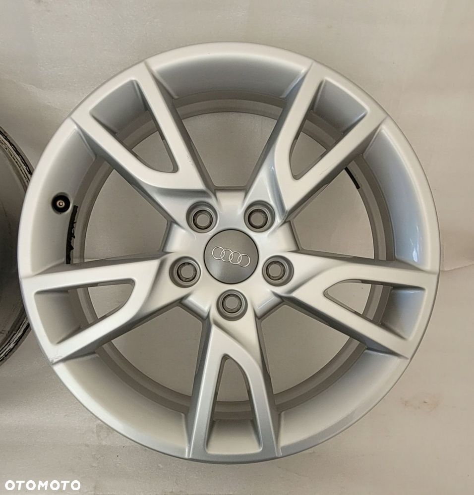 FELGI AUDI Q3 8U0 6,5X17 17 ET33 5X112 - 8