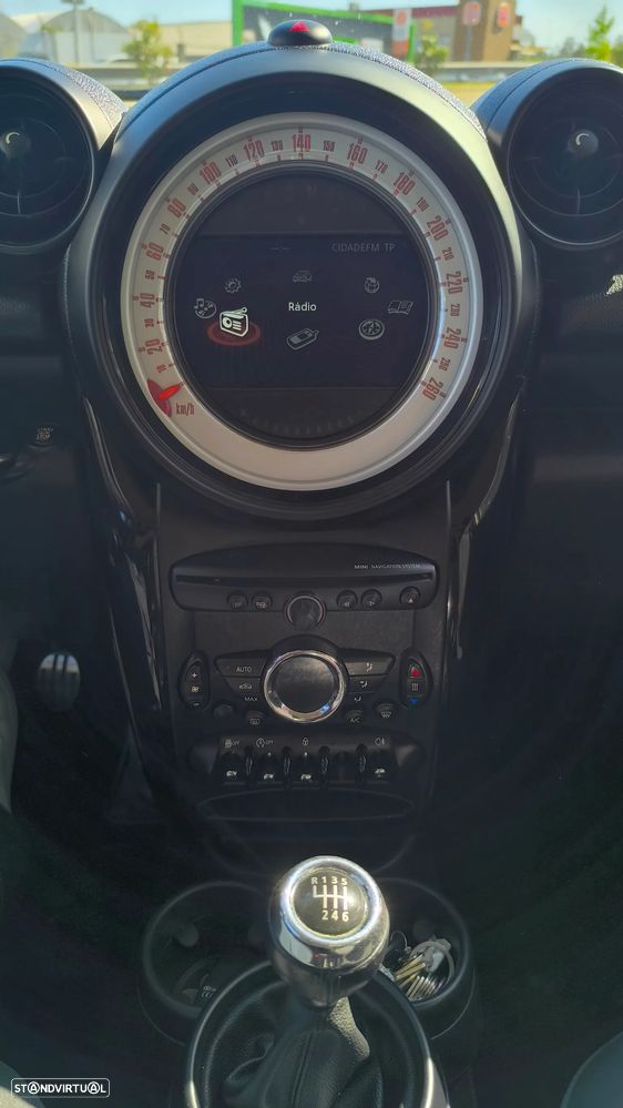 MINI Countryman One D - 11