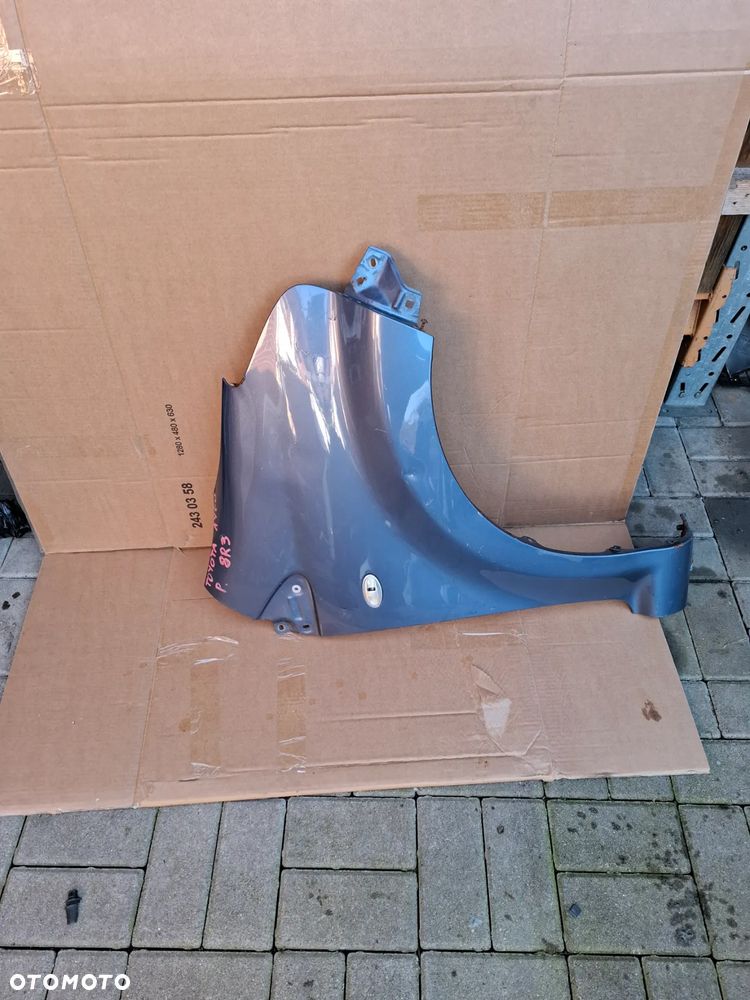 Prawy przedni błotnik Toyota Aygo