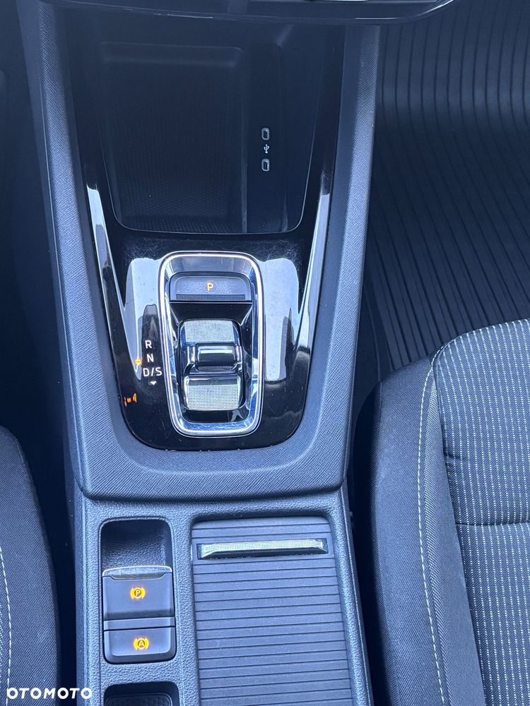 Skoda Octavia 2.0 TDI DSG Ambition - 32