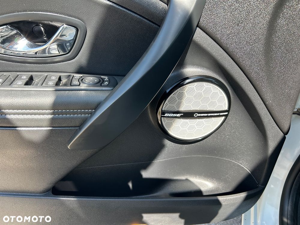 Renault Megane ENERGY TCe 130 EDC BOSE EDITION - 19