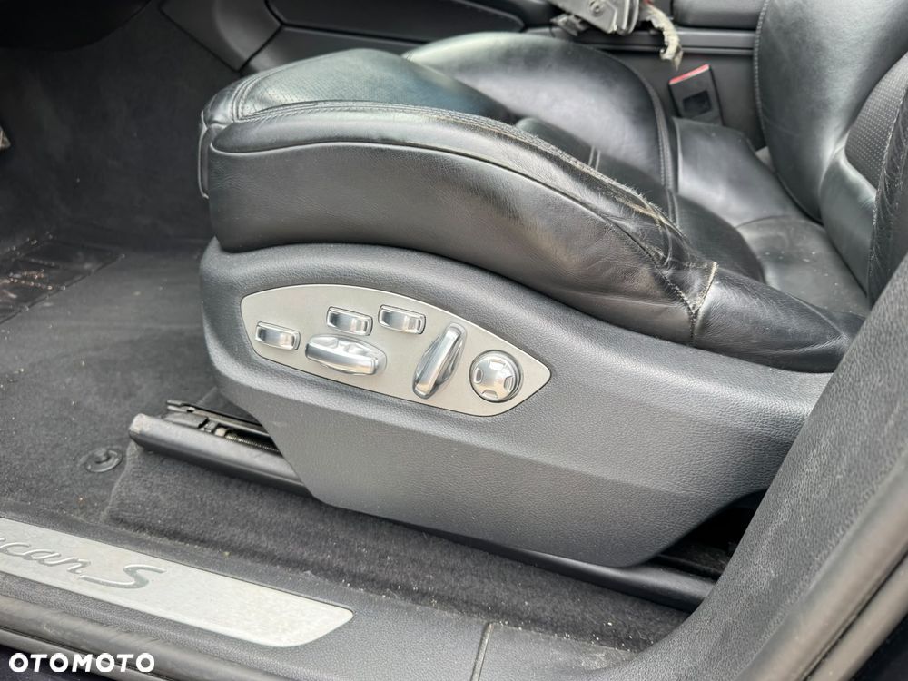 Porsche Macan - 17