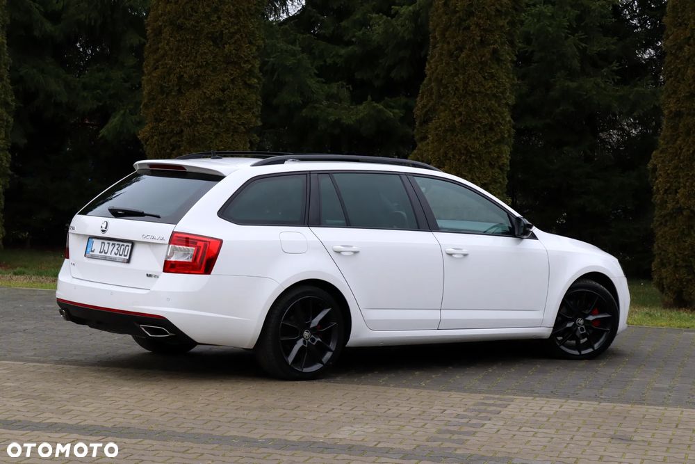 Skoda Octavia 2.0 TDI 4x4 DSG RS - 16