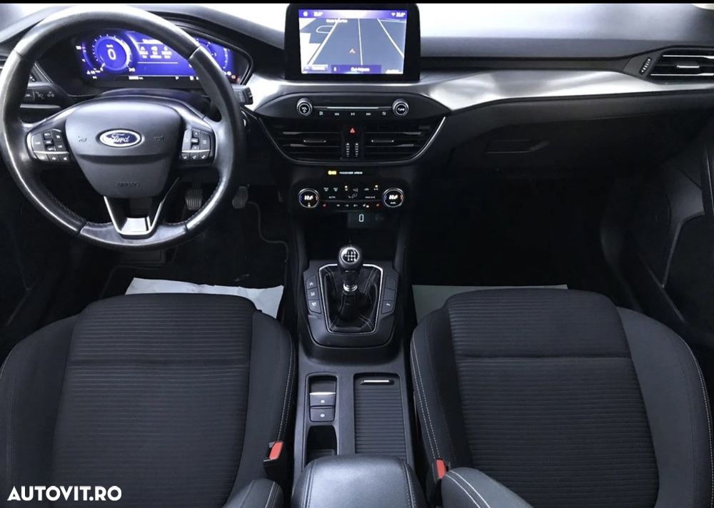 Ford Focus - 4